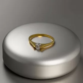 Dia Diamond Gold